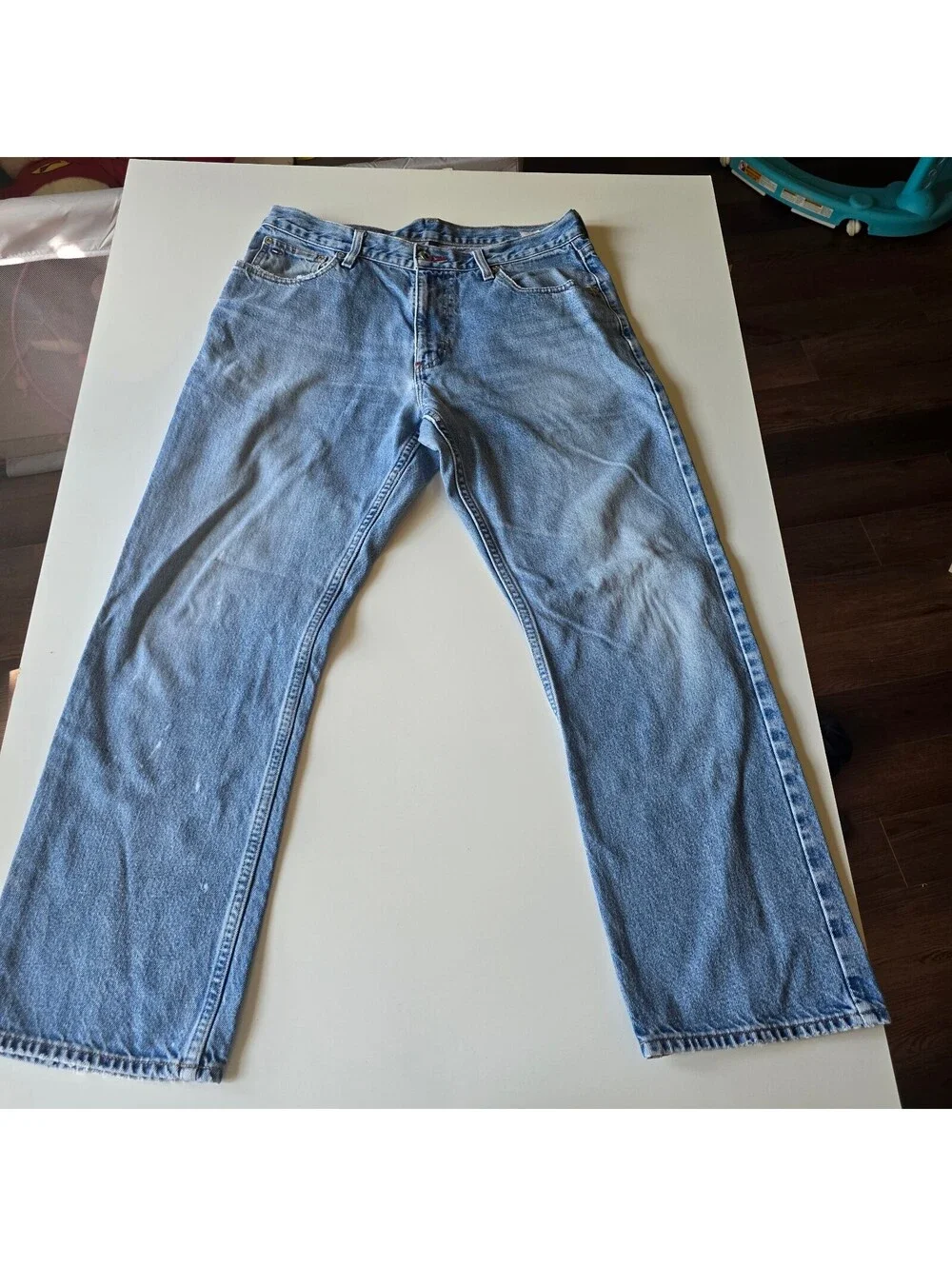 Vintage Tommy Hilfiger Men's Light Wash Straight Leg Denim Jeans 34/30